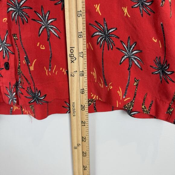 TopShop Women’s Cropped Button Up Top Sz 4 Red Printed Giraffe Tree Eclectic Art - Picture 8 of 8